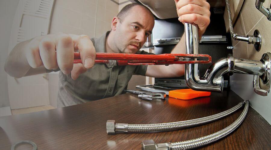 Local annual plumbing maintenance in Omaha, IL